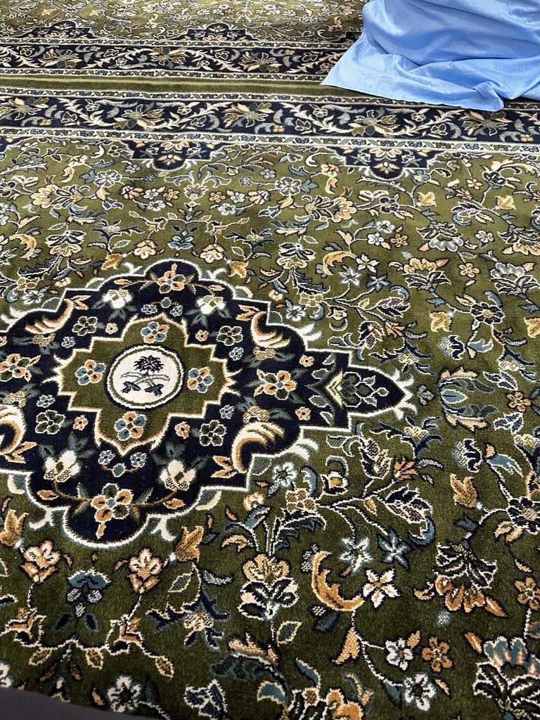 2 Bedroom close to Dixons 