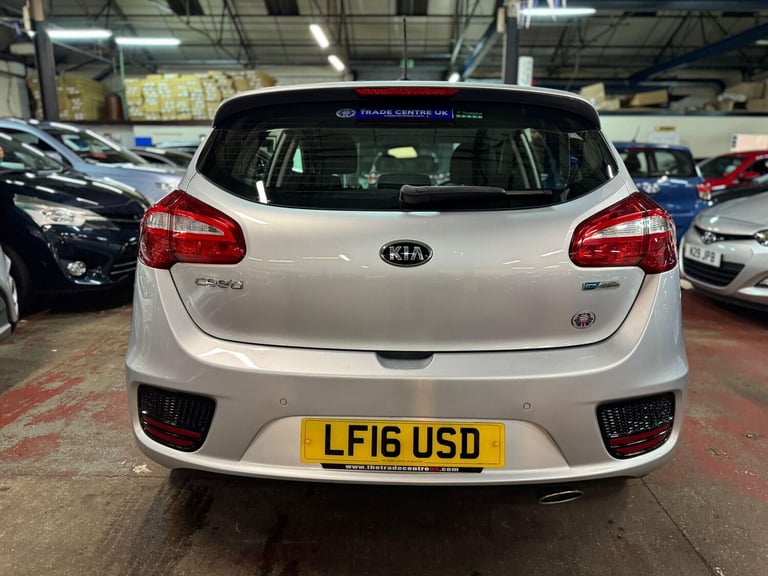 2016 Kia Ceed 1.6 CRDi 2 DCT Euro 6 (s/s) 5dr HATCHBACK Diesel Automatic