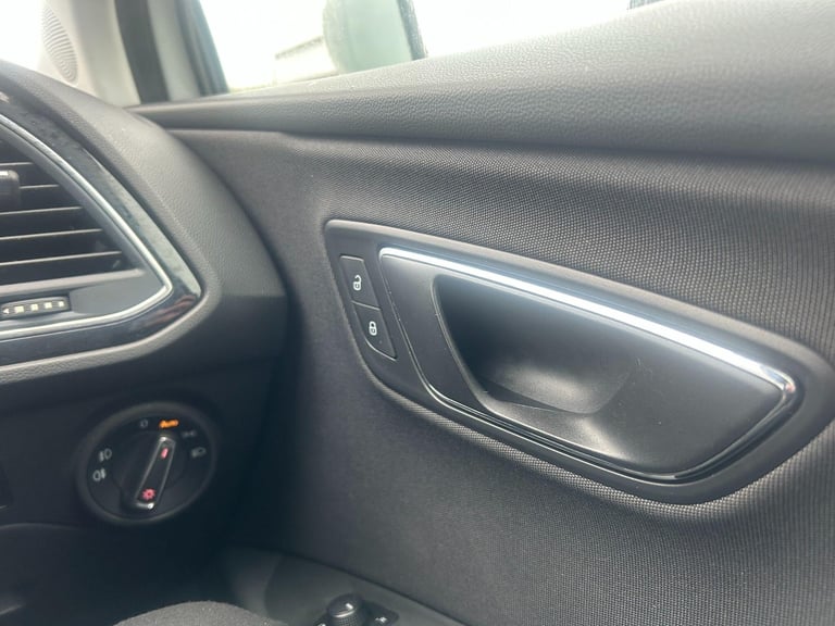  SEAT Leon 1.4 TSI FR Technology Sport Coupe 3dr Petrol Manual Euro 6 (s/s) (125 ps) Petrol Manual