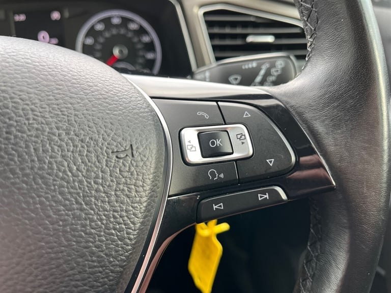 2018 Volkswagen T-Roc SE TSI Hatchback Petrol Manual