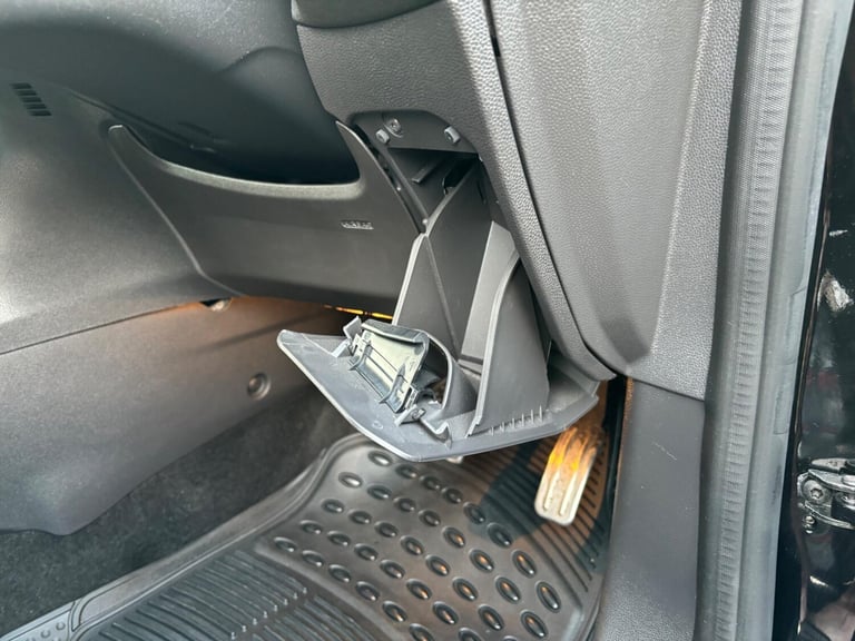 2017 Ford Fiesta 1.0T EcoBoost ST-Line Euro 6 (s/s) 5dr HATCHBACK Petrol Manual