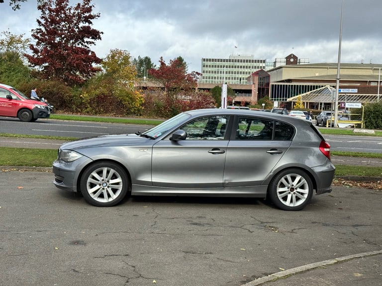BMW, 1 SERIES, Hatchback, 2010, Manual, 1995 (cc), 5 doors
