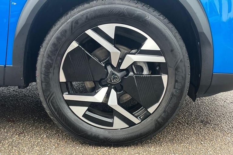 2024 Peugeot 2008 1.2 PureTech 130 GT 5dr EAT8 HATCHBACK PETROL Semi Automatic