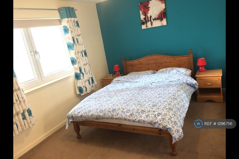 2 bedroom flat in Shaw Crescent, Aberdeen, AB25 (2 bed) (#1296756)