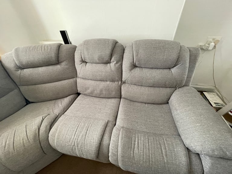 Vancouver Large Light Grey Fabric Recliner Corner Sofa Corner Sofa Recliner – Grey Fabric