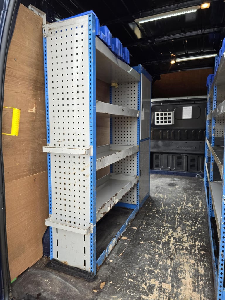 2013 Ford Transit 2.2 TDCi 350 Panel Van 5dr Diesel Manual FWD L2 H1 (209 g/km, 123 bhp) Panel Va...