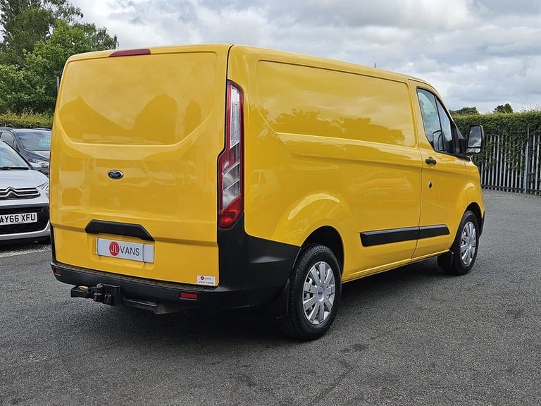 2022 Ford Transit Custom 340 EcoBlue Leader L1H1 Euro 6 130ps AC Panel Van Diesel Manual
