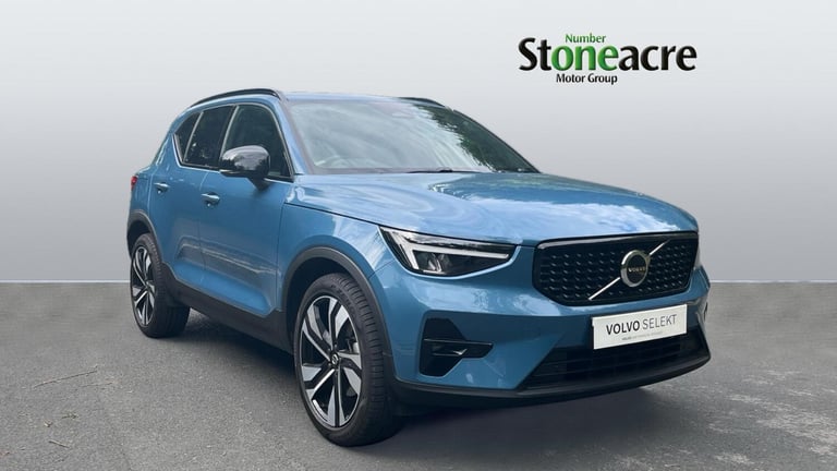 2024 Volvo XC40 Plus, B4 Mild hybrid, Petrol, Dark ESTATE Petrol/Electric Hybrid Automatic