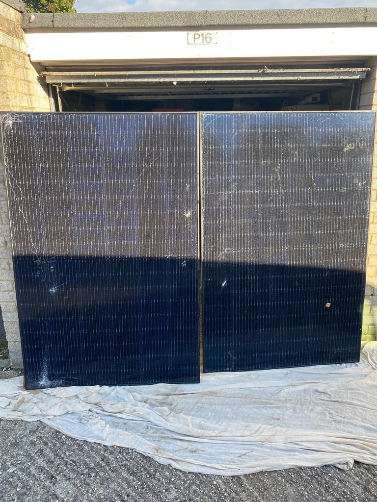 2 x Solar Panels (NEW) for spares or repair 