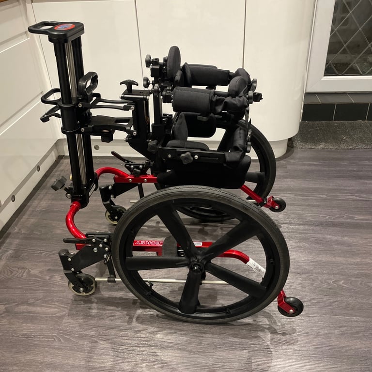 image for KIDWALK BY LECKEY  WALKER SIZE 1, ex display 