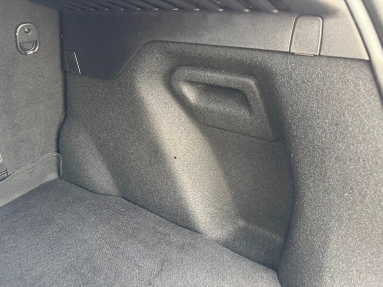 Peugeot 2008 1.2 PureTech Allure SUV 5dr Petrol Manual Euro 6 (82 ps)