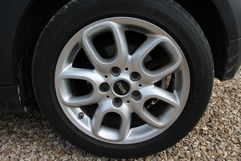 2015 MINI Hatch 1.5 Cooper Euro 6 (s/s) 3dr HATCHBACK Petrol Manual