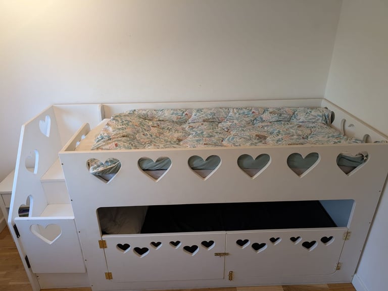 image for Bunkbed bunk bed single hearts saftey rail gate 