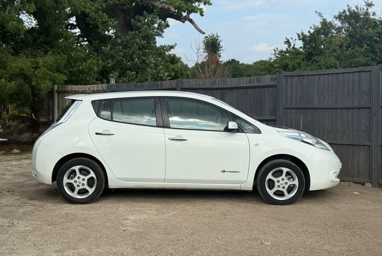 2016 Nissan Leaf 80kW Acenta 30kWh 5dr Auto HATCHBACK Electric Automatic