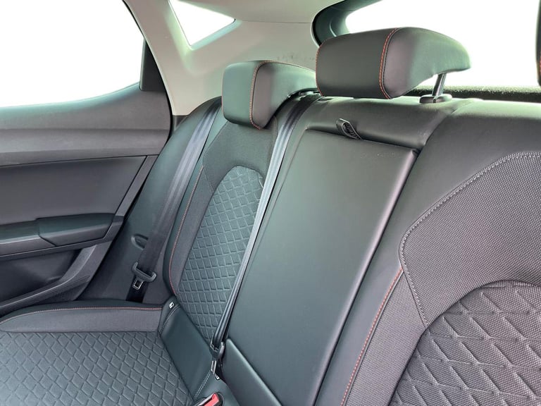  SEAT Leon e Hybrid 1.4 Ehybrid 12.8kwh Fr Hatchback 5dr Petrol Plug In Hybrid