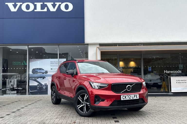 image for 2022 Volvo XC40 2.0 B4 MHEV Plus SUV 5dr Petrol Hybrid DCT Auto AWD Euro 6 (s/s) (197 ps) ESTATE ...