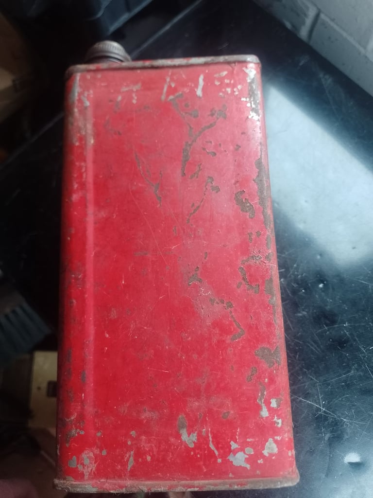 Valor petrol can 