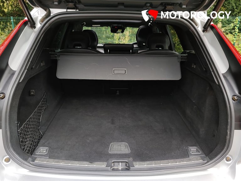 2020 Volvo XC60 2.0 B4 MHEV R-Design SUV 5dr Diesel Hybrid Auto AWD Euro 6 (s/s) (197 ps) SUV Hyb...