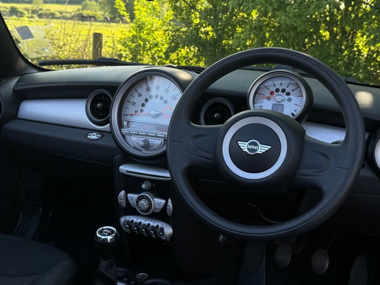 2010 MINI CONVERTIBLE 1.6 COOPER, WOW 51K MILES, HUSBAND AND WIFE OWNED FROM NEW