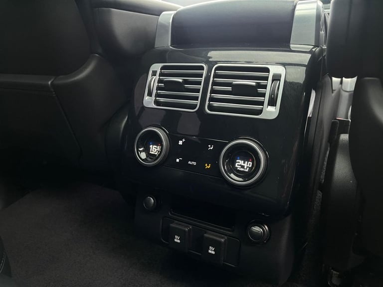 2020 Land Rover Range Rover 3.0 SD V6 Autobiography SUV 5dr Diesel Auto 4WD Euro 6 (s/s) (275 ps)...