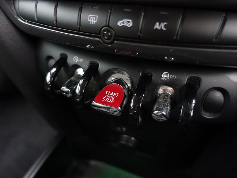 2018 MINI Countryman 1.5 GPF Cooper SUV 5dr Petrol Manual Euro 6 (s/s) (136 ps) HATCHBACK Petrol ...