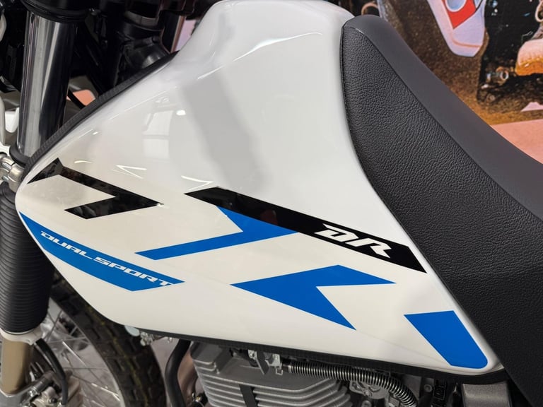 Suzuki DR650 Dual Sport 2025