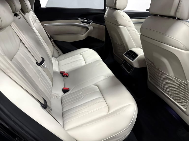  Audi e-tron 55 Launch Edition Auto quattro 5dr 95kWh Electric Automatic