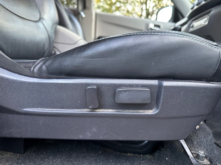 2007 Mitsubishi L200 Double Cab DI-D Elegance 4WD Auto 134Bhp PICK UP DIESEL Automatic