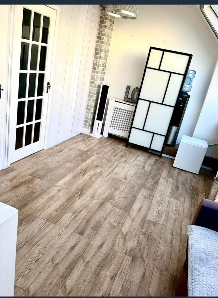 Beauty / Treatment room in Leeds City Centre 