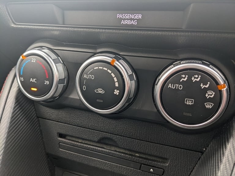 image for 2015 Mazda Mazda2 SKYACTIV-G Sport Nav Hatchback Petrol Manual