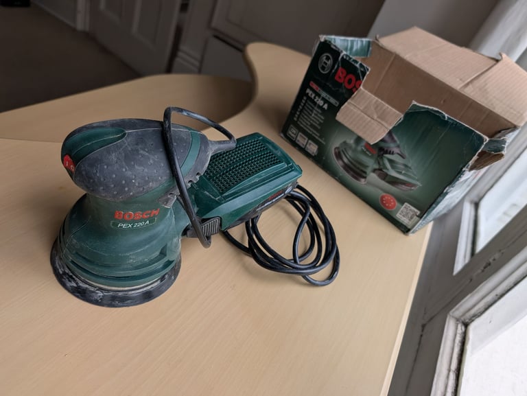 Bosch PEX 220 A Orbital Sander – Used – With Original Box Only
