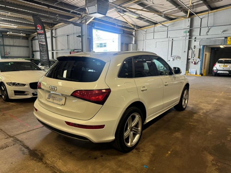 2013 Audi Q5 2.0 TDI Quattro S Line Plus 5dr ESTATE DIESEL Manual