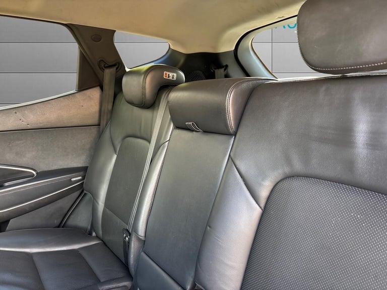 2015 Hyundai Santa Fe 2.2 CRDi Premium 4WD Euro 5 5dr (7 seat) ESTATE Diesel Manual