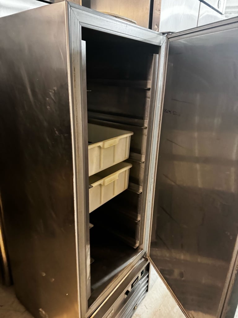 Commercial fridge Freeser display cafe shop restaurant 