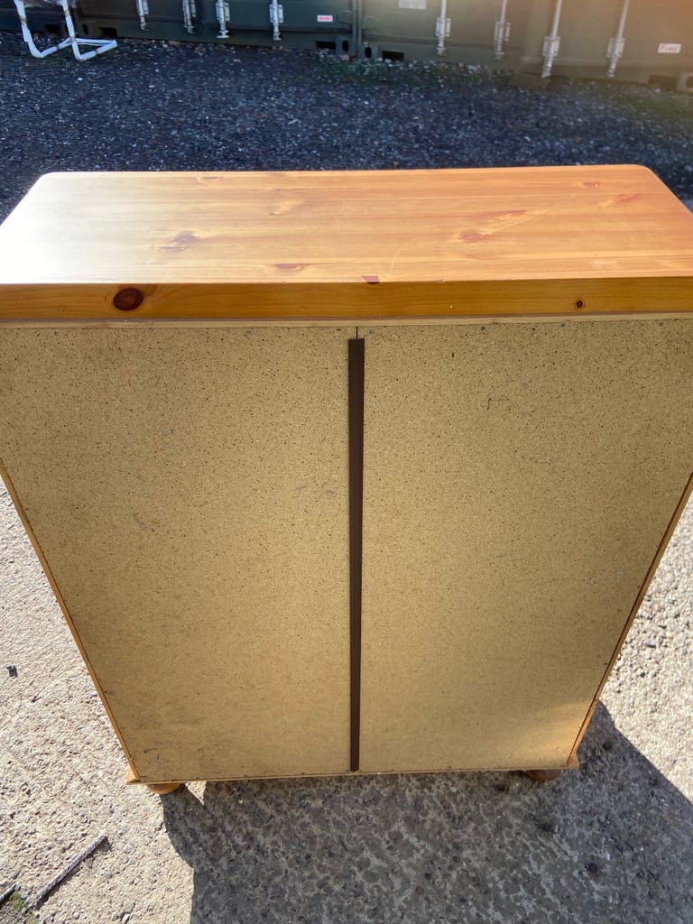 Pine chest of 4+2 drawer 