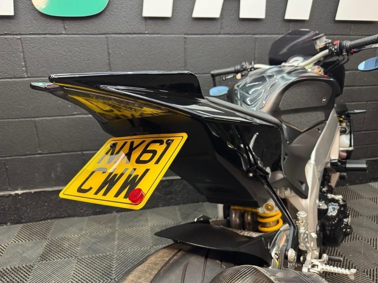 2011 Aprilia Tuono 1000 V4 1000 V4 R APRC Petrol Manual (165 bhp)