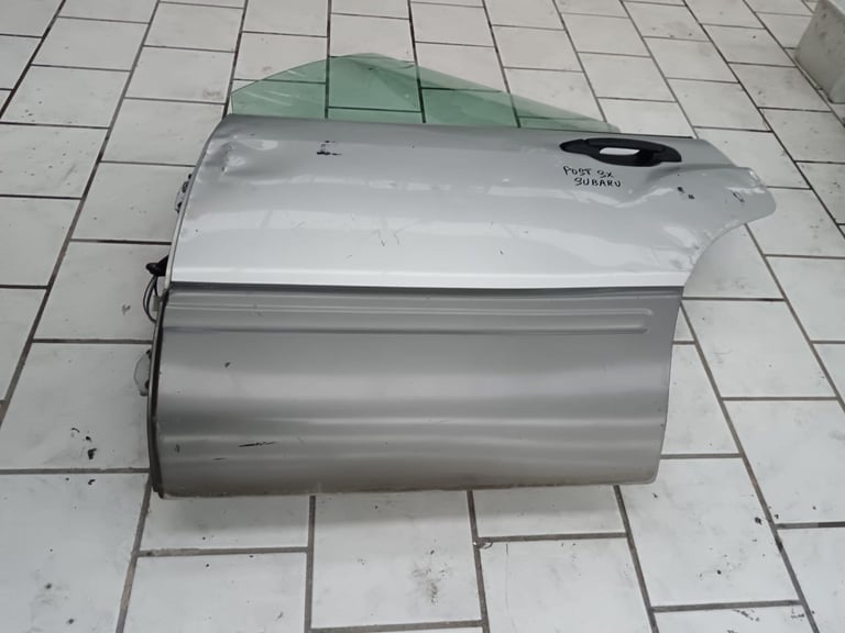 Lh rear door Subaru Forester
