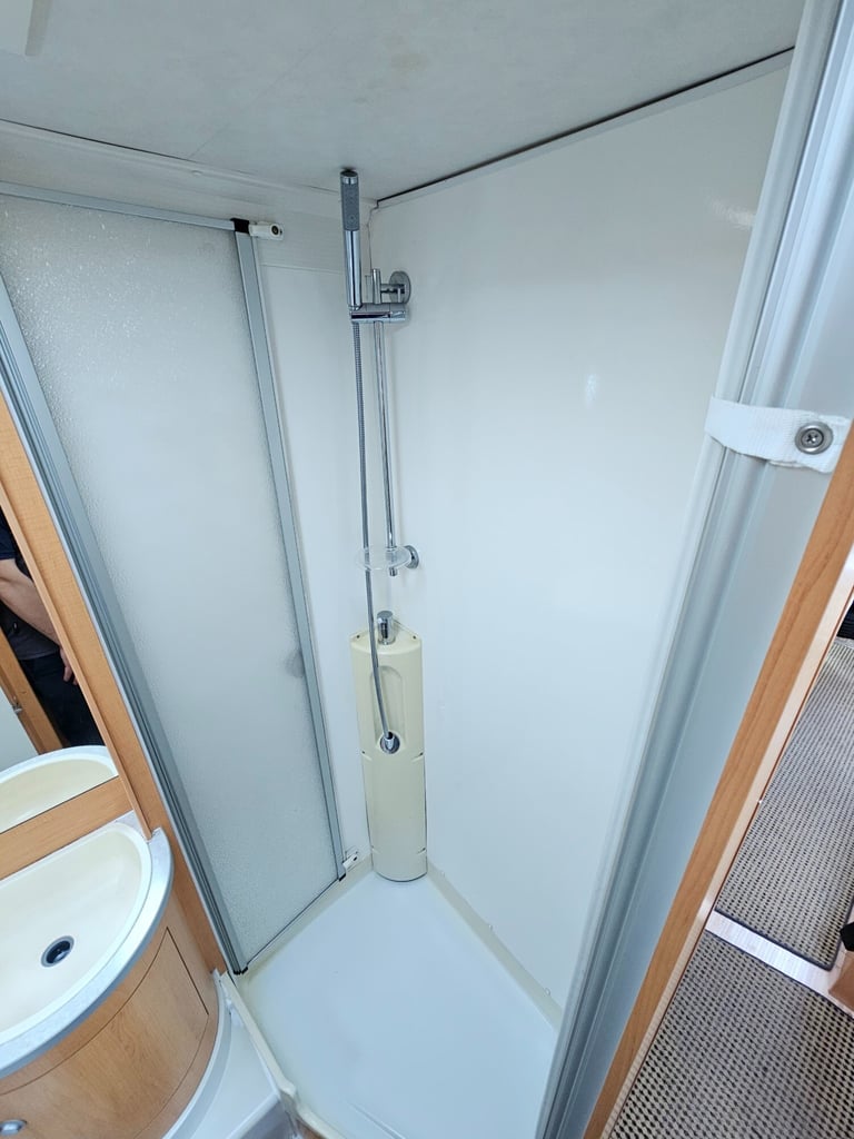 Hymer B544 A-Class Left Hand Drive 4 Berth Motorhome *Gas Low System*