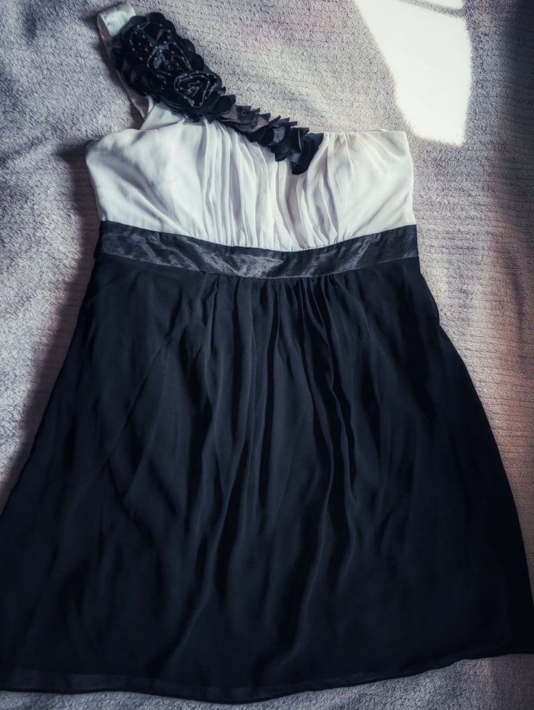 image for  Black and white QUIZ DRESS 