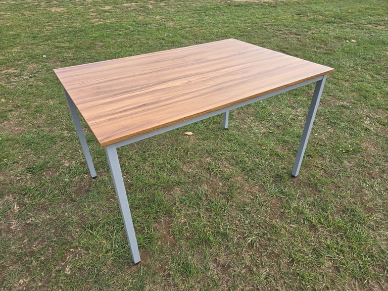 Extra guests for dinner? Table 80 x 120 - stores flat! Desk but also great spare table!