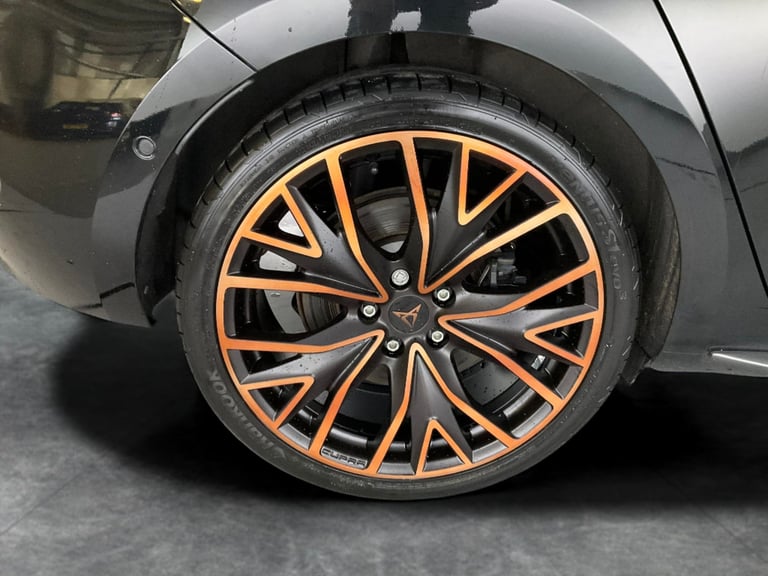 2024 Cupra Leon 1.4 eHybrid 12.8kWh VZ2 Design Edition Hatchback 5dr Petrol Plug-in Hybrid  Hatch...