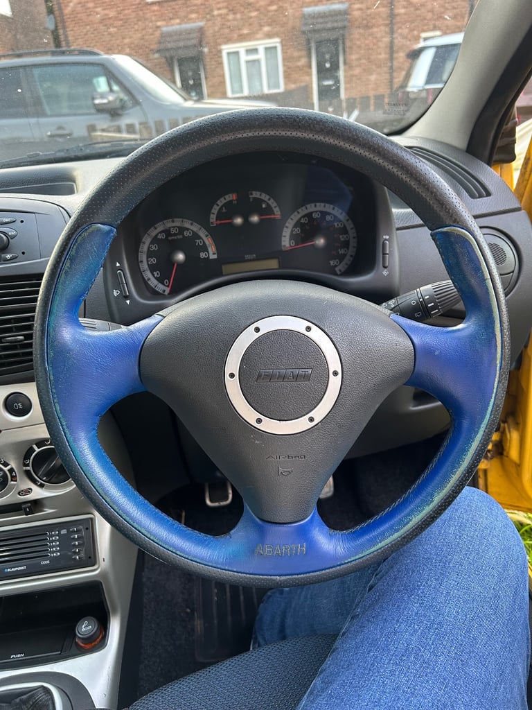 Fiat, PUNTO, Hatchback, 2002, Manual, 1747 (cc), 3 doors