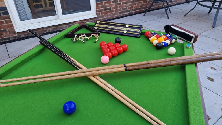 6ft foldable Snooker table, collection only
