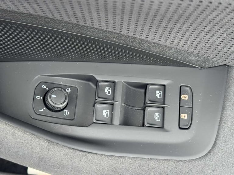 2025 Skoda Superb 1.5 TSI iV Sportline 5dr DSG Automatic Estate Hybrid Automatic
