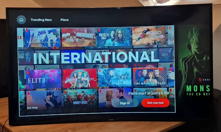 Samsung SMART tv 55 inch Fully Working order NO STAND