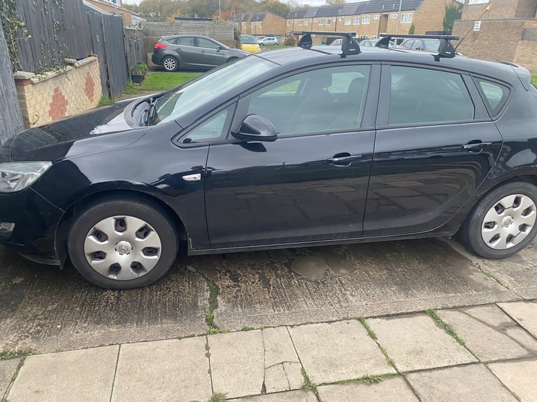 Vauxhall, ASTRA, Hatchback, 2010, Manual, 1398 (cc), 5 doors