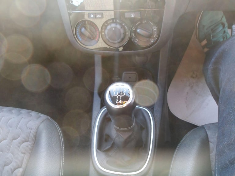 2013 Vauxhall Corsa 1.2i ecoFLEX 16V SE Euro 5 (s/s) 5dr HATCHBACK Petrol Manual