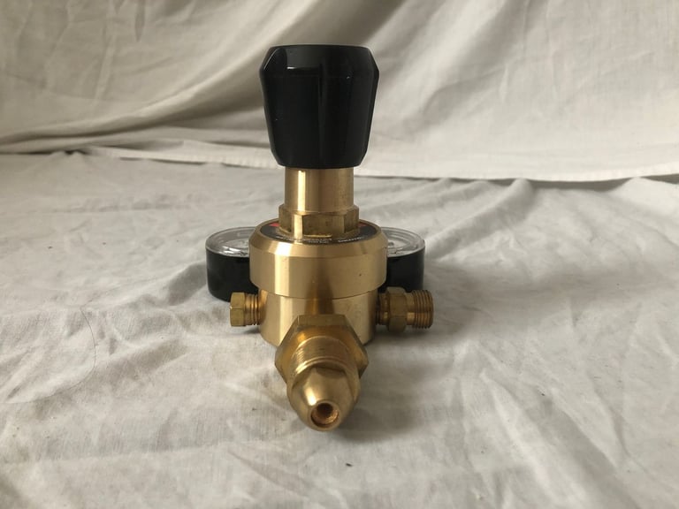 Oxygen Gas Bottle Regulator