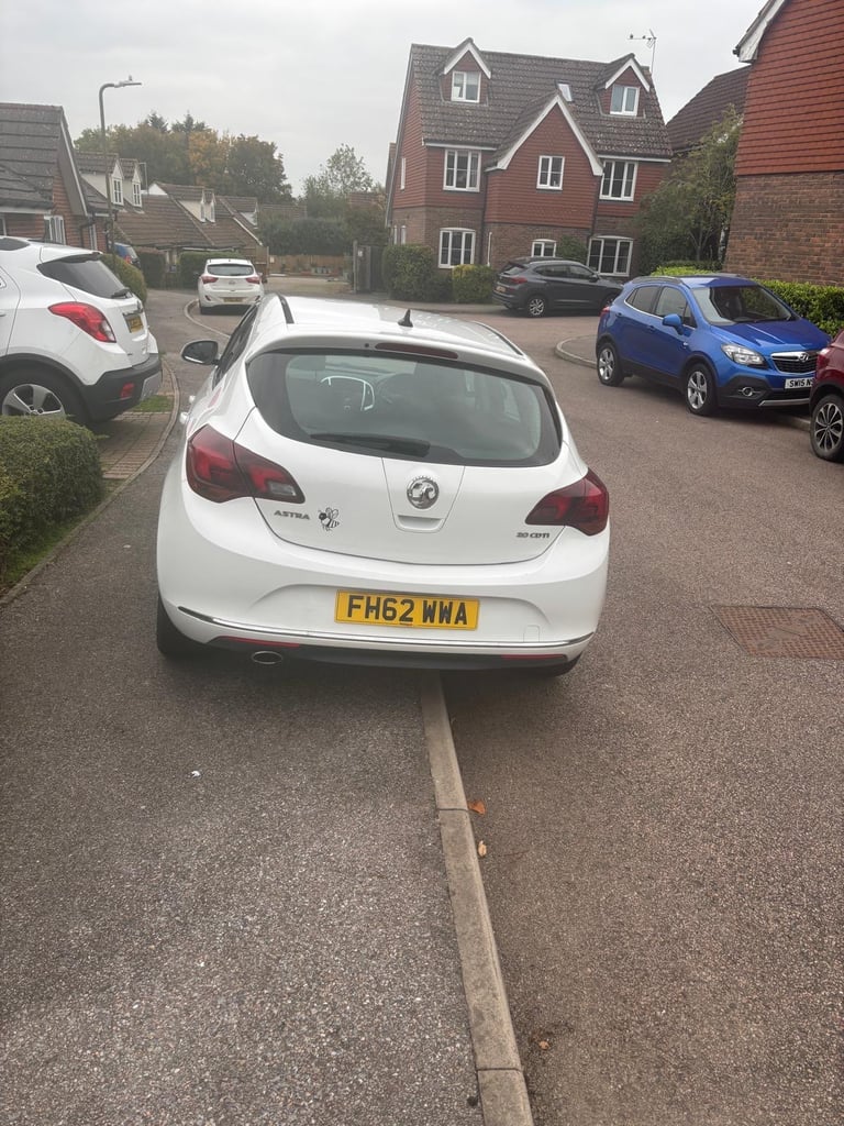 Vauxhall, ASTRA, Hatchback, 2013, Manual, 1956 (cc), 5 doors