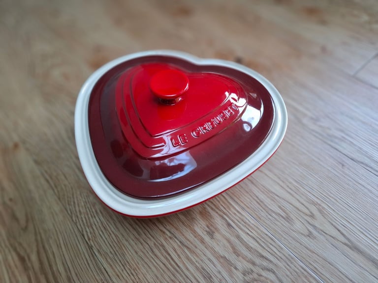 Le Creuset Heart Dish